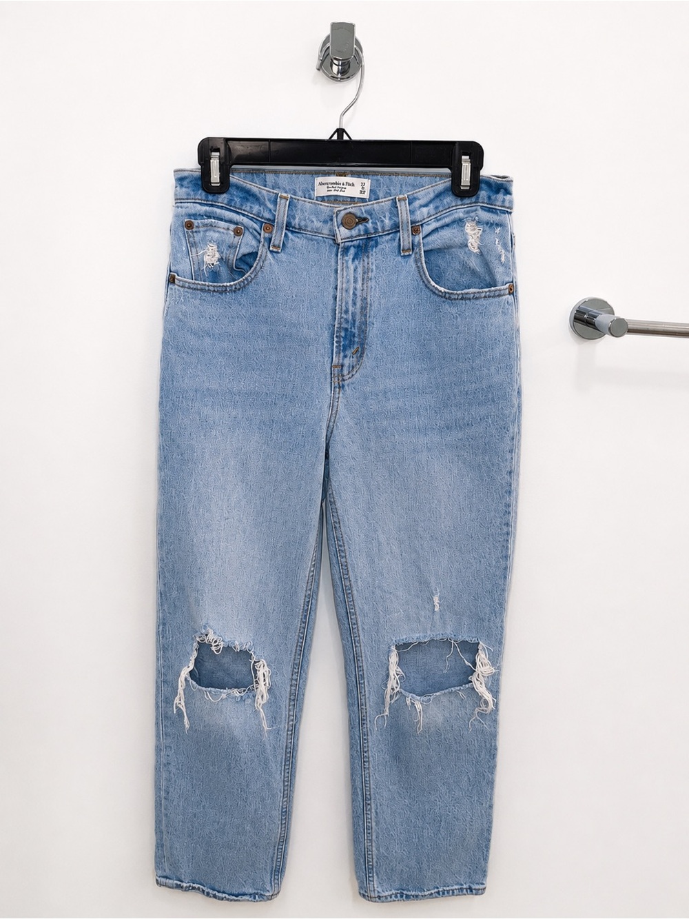 Abercrombie & Fitch Light Blue Distressed 90’s Straight Ultra High Rise